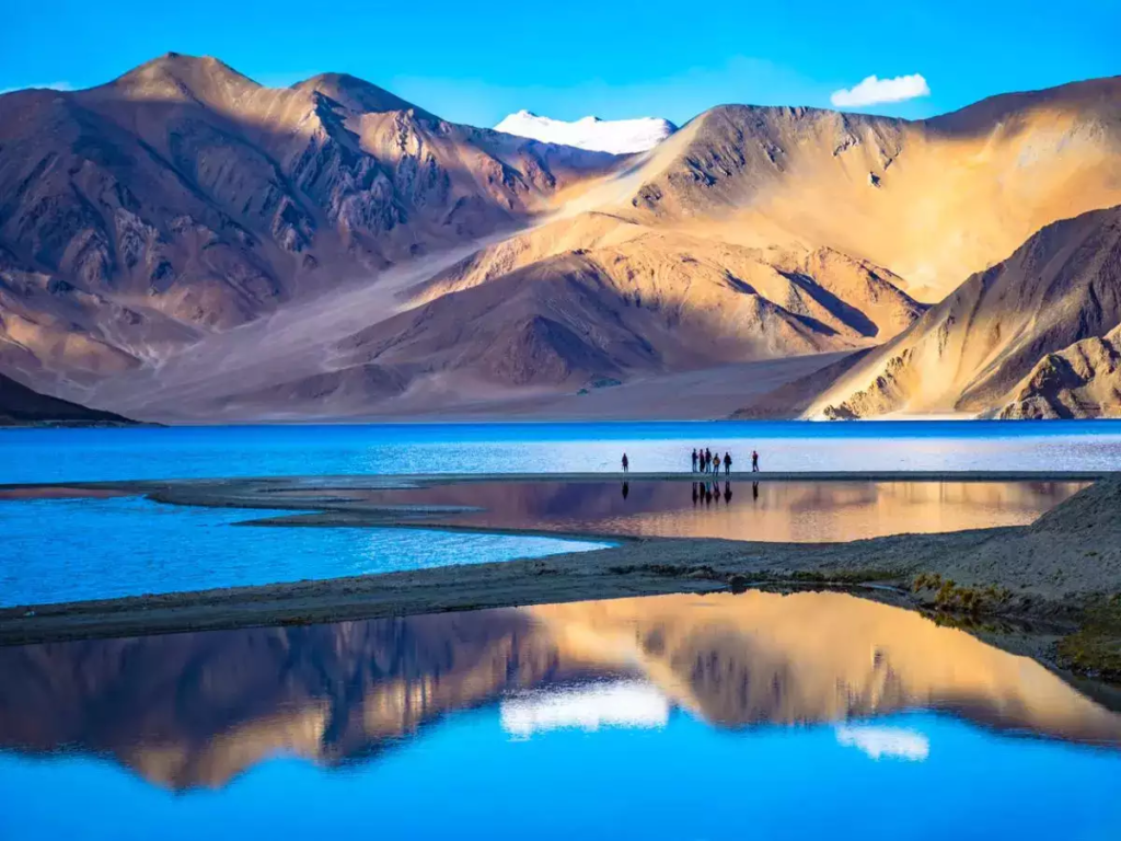 Pangong Lake Trek by Expert Travel Guide