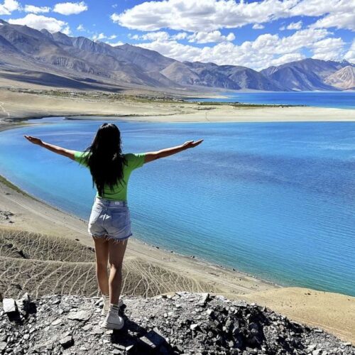 Ladakh Tour guide by Expert Travel Guide - Best Travel Agency