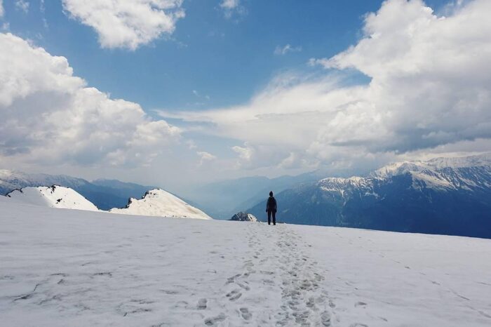 Bhrigu Lake Trek guided by Expert travel guide